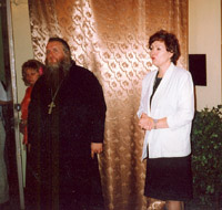 �������